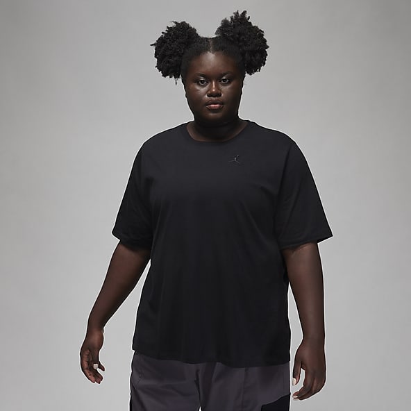 Nike Sportswear Essential Women's Cropped Logo T-Shirt (Plus Size