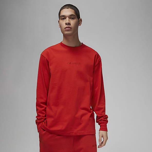 Red best sale nike shirt
