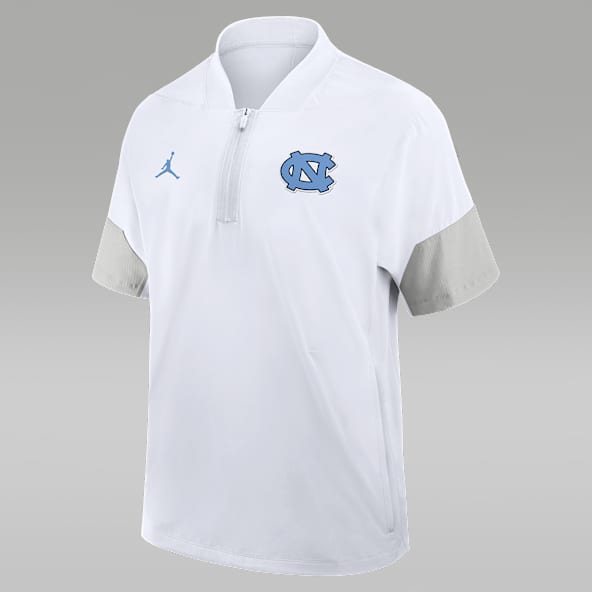 North Carolina Sideline Coach Men's Nike Jordan Brand 1/2-Zip Short-Sleeve Hooded Jacket