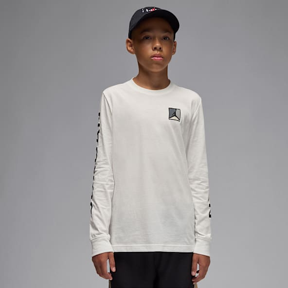 Jordan Essentials Big Kids' Baseline Long Sleeve T-Shirt