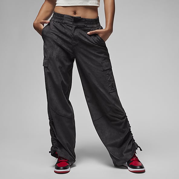 NIKE Women's Power Training Pants, Black/Cool Grey, X-Small, Pants -   Canada
