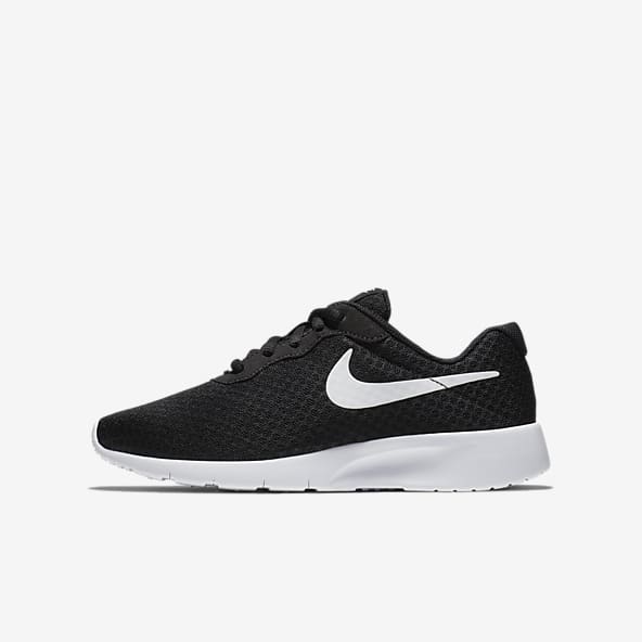 boys wide nike shoes