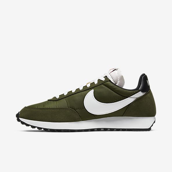 nike bright green shoes