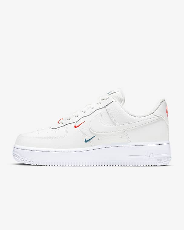Calzado Para Mujer Nike Air Force 1 '07 Essential | Knasta Chile