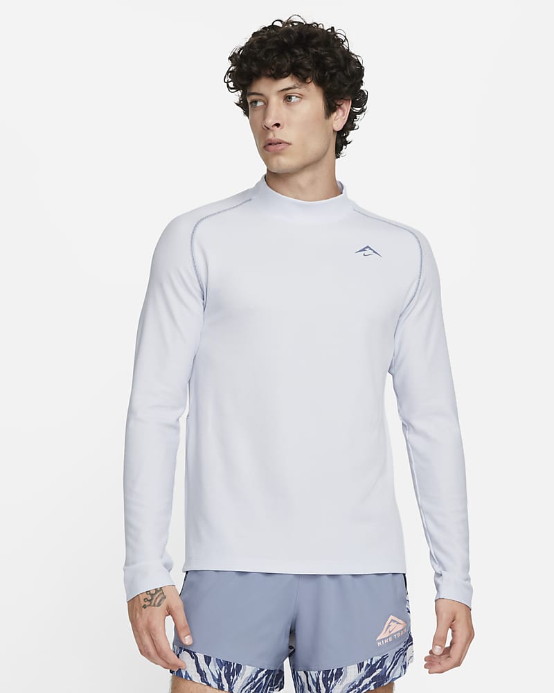 835585 nike