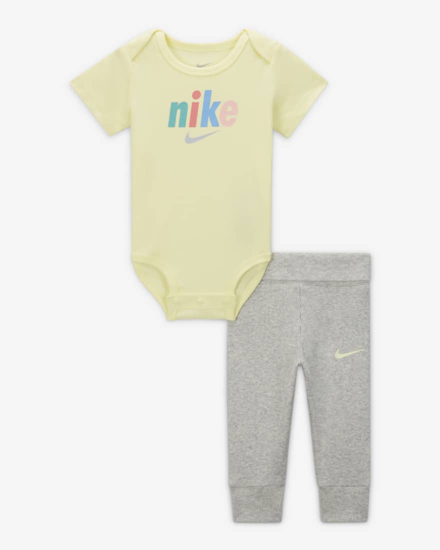 Nike Baby (0-9M) Bodysuit and Pants Set