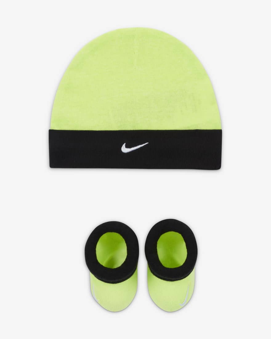 Nike Baby (0-6M) Hat and Booties Set