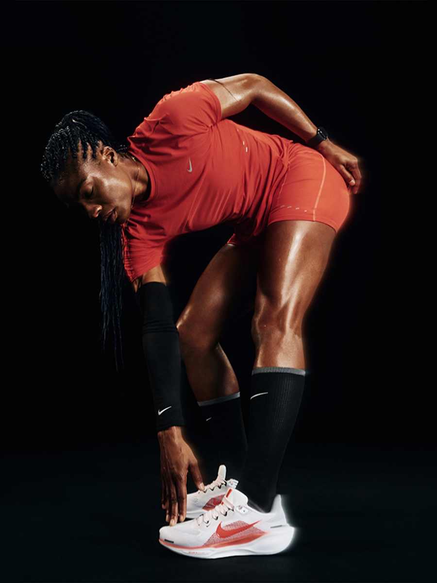NIKE - 新品 NIKE ナイキ テニスウェア セリーナ デザイン ボディスーツ 新品 NIKE ナイキ テニスウェア セリーナ デザイン ボディスーツ