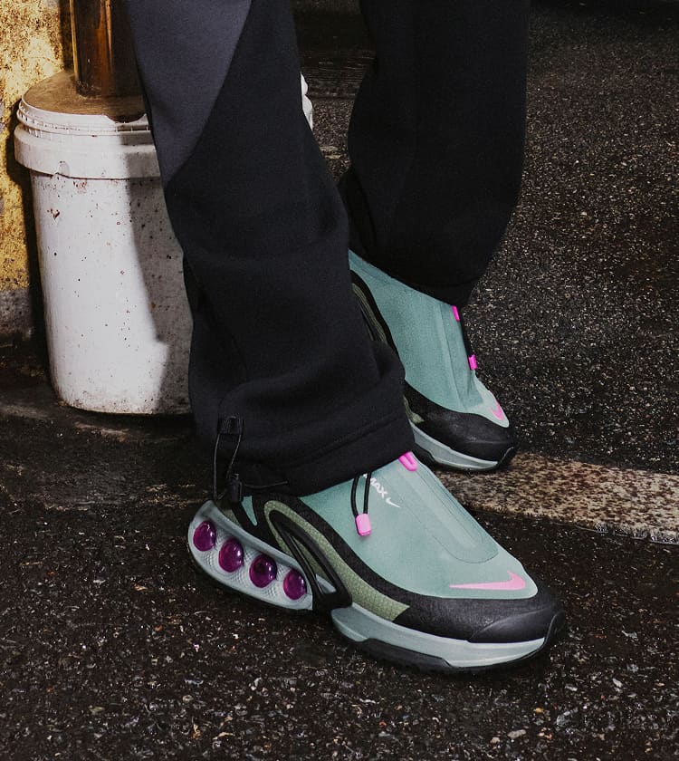 nike tech trainer sneaker