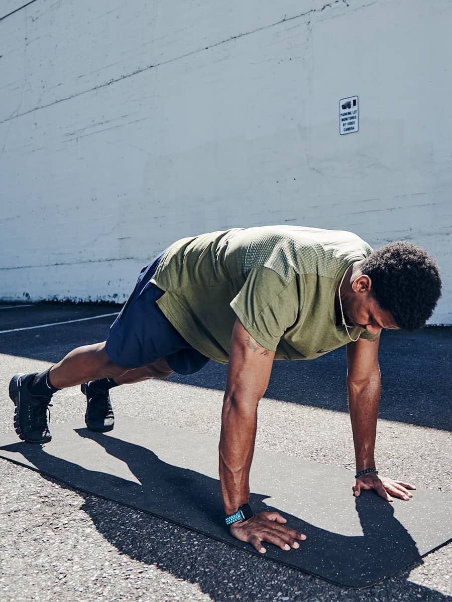 Negen voordelen van dagelijks push-ups doen. Nike