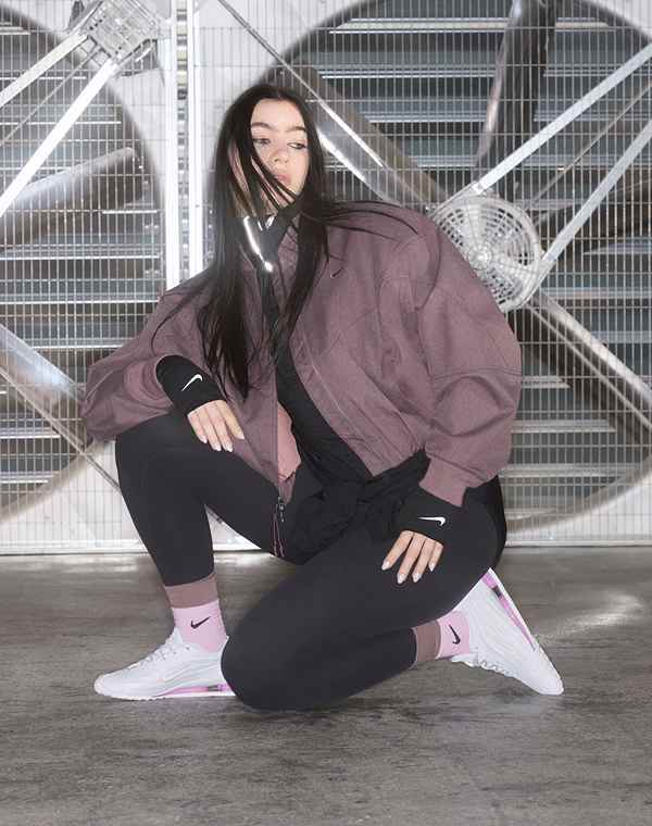 Nike Sportswear (NSW). Nike CH