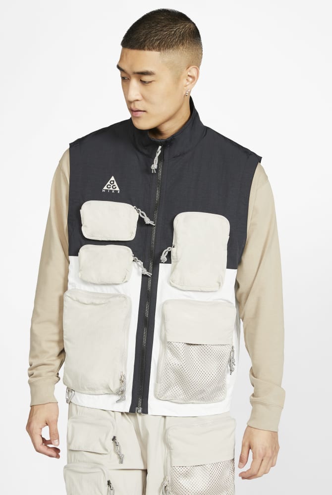 Nike ACG. Nike AR