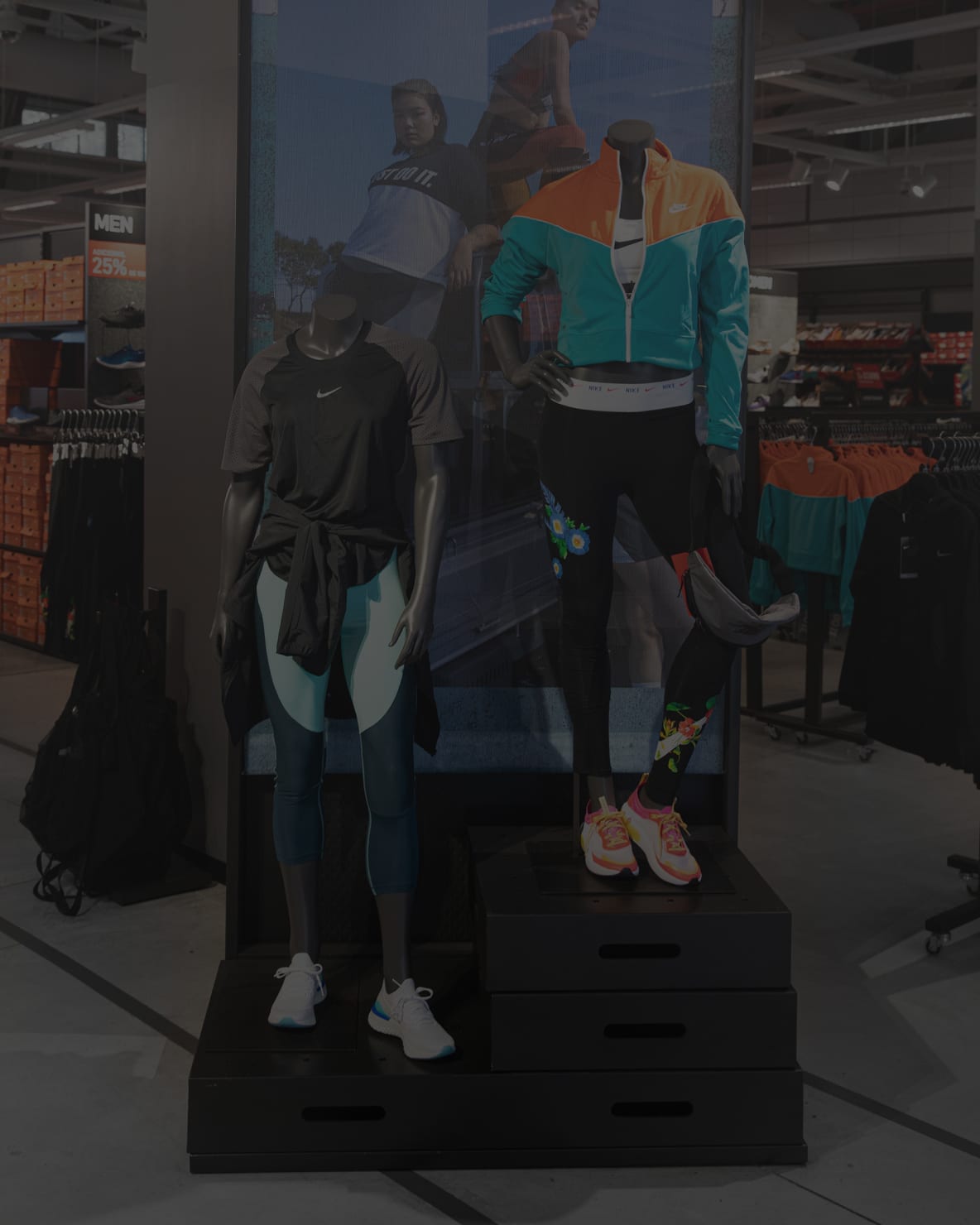 Tiendas Nike AR