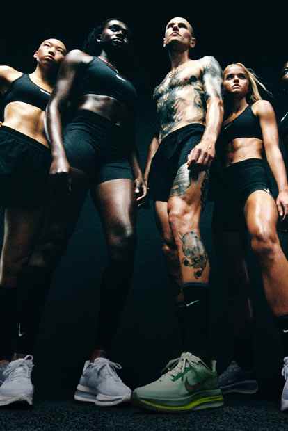 海外限定　NIKE  RUNFAST 　LIGHTWEIGHT Fast Pack Family Running Shoes . Nike CA