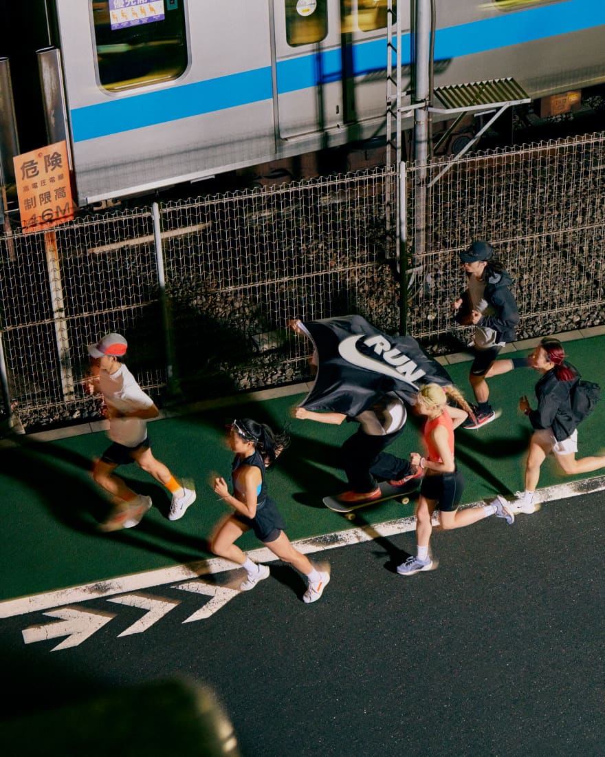 ウォーキング・ランニングウェア NIKE 楽天市場】【クリアランス価格】ナイキ ファスト スウッシュ