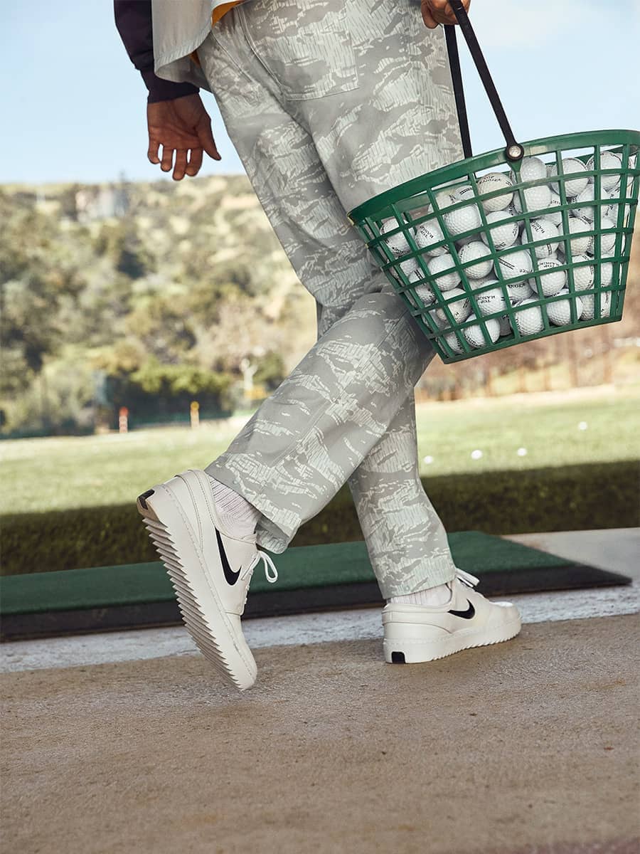 Cinco ideas económicas para hacer un regalo de Nike a un golfista. ES