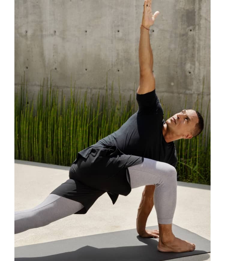 Nike yoga collection 2019 store