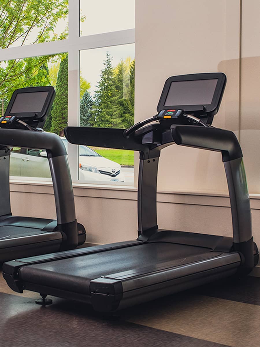 Can You Run On A Treadmill Without Shoes Reason Solved 