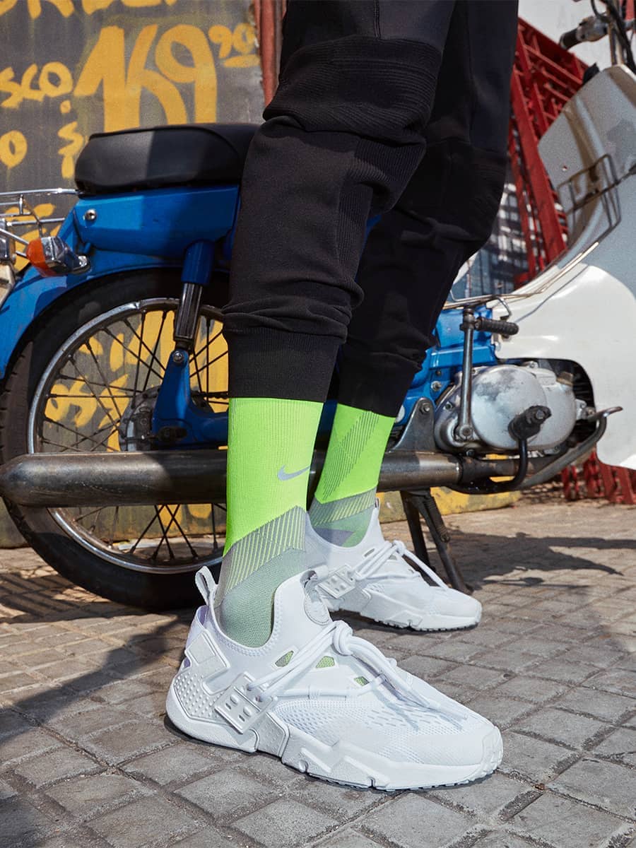 Blind Beeldhouwer Gedwongen Nike's beste schoenen in combinatie met een joggingbroek. Nike NL