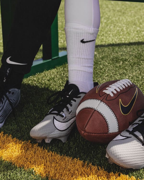 pensión Increíble compuesto US Football. Nike.com