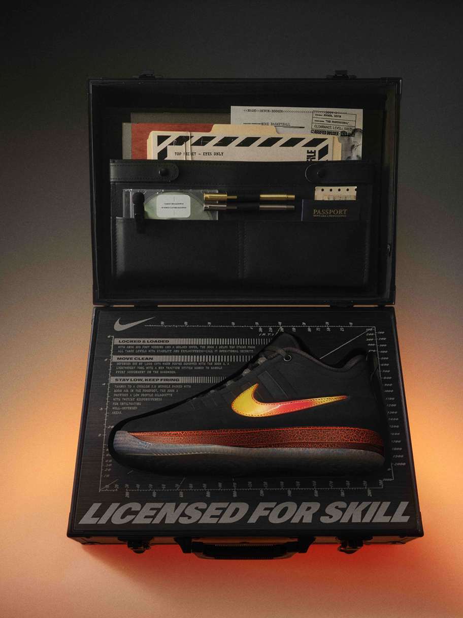 デビン・ブッカーのNikeにおける新しいチャプターを開くブック 2 BooK2