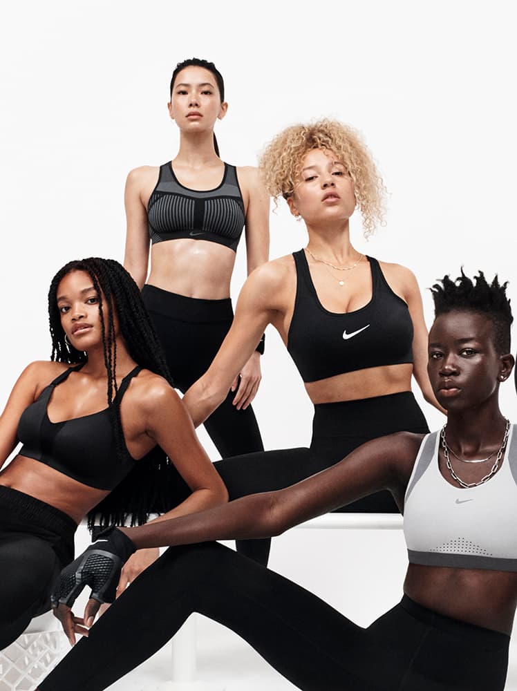 Nikeスポーツブラを比較する.オンラインストア (通販サイト)
