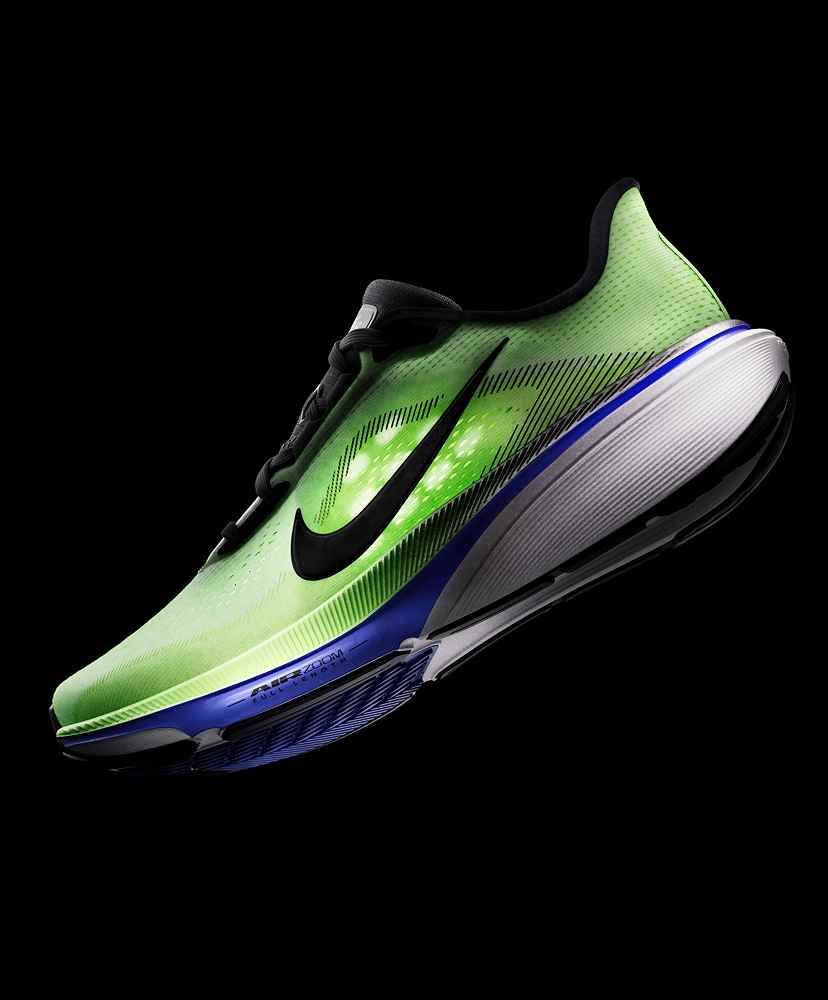 Men's Shoes, Clothing & Accessories. Nike CA