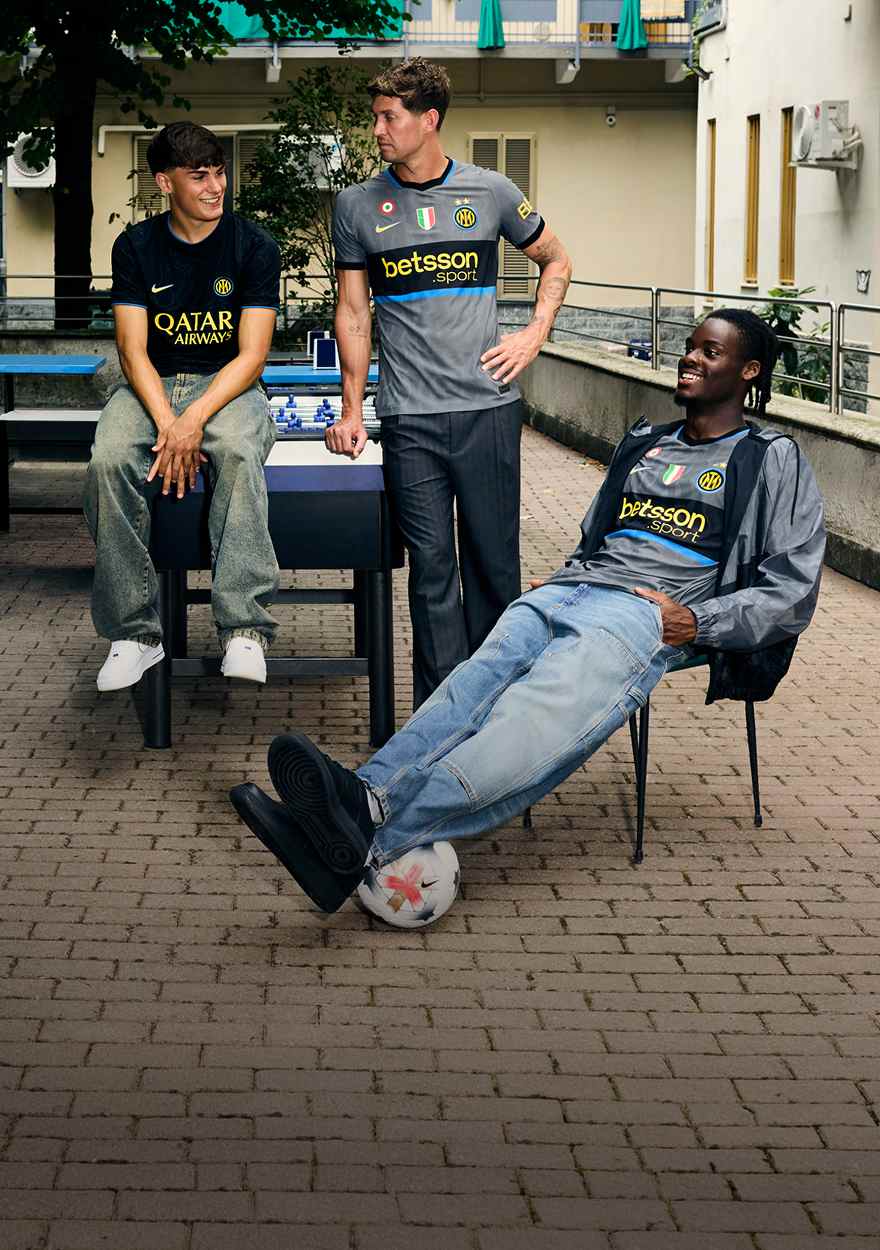 Nike Football. Nike ES