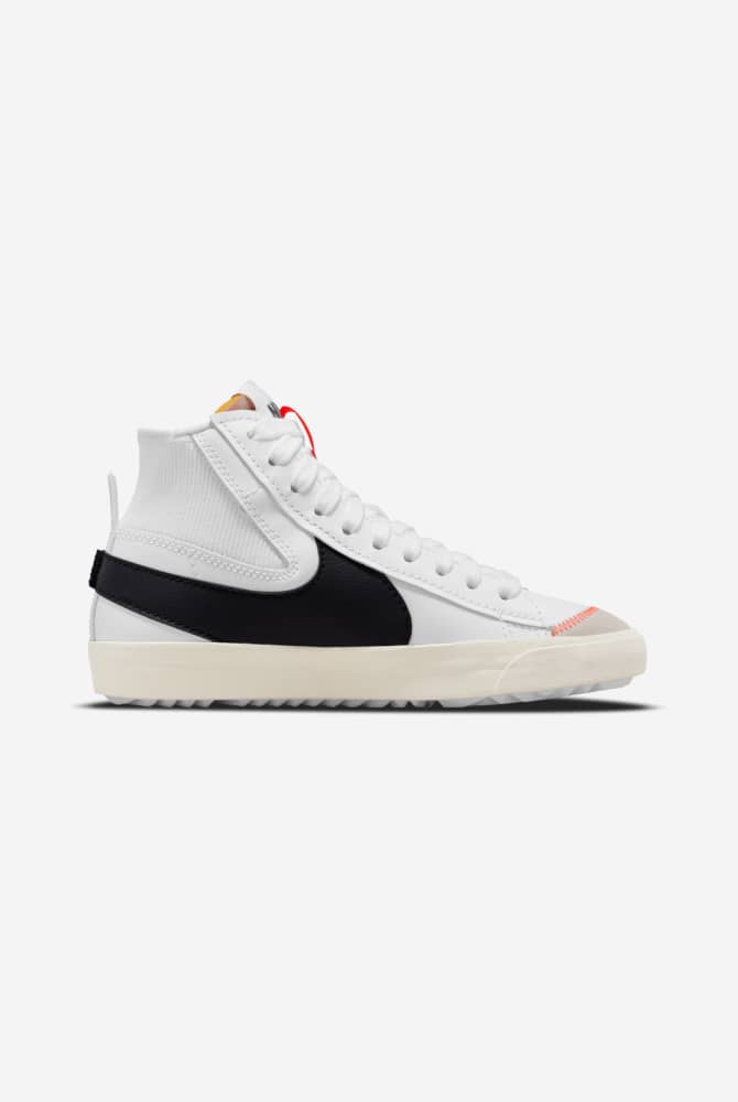 BLAZER MID '77 JUMBO. Nike AR