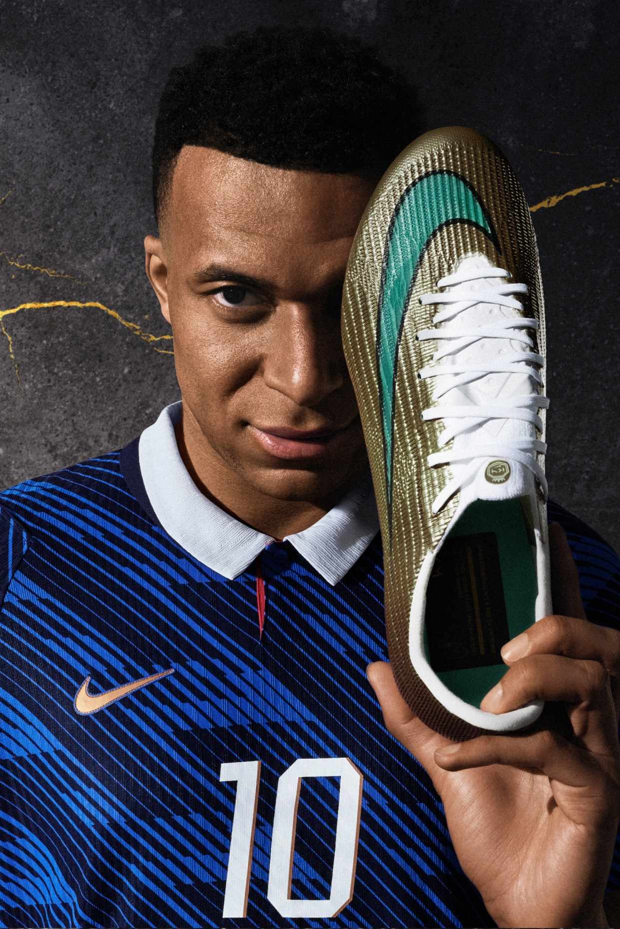 Nike EQUIPO DEL FUEGO 記念カード サッカー Nike Soccer. Nike.com