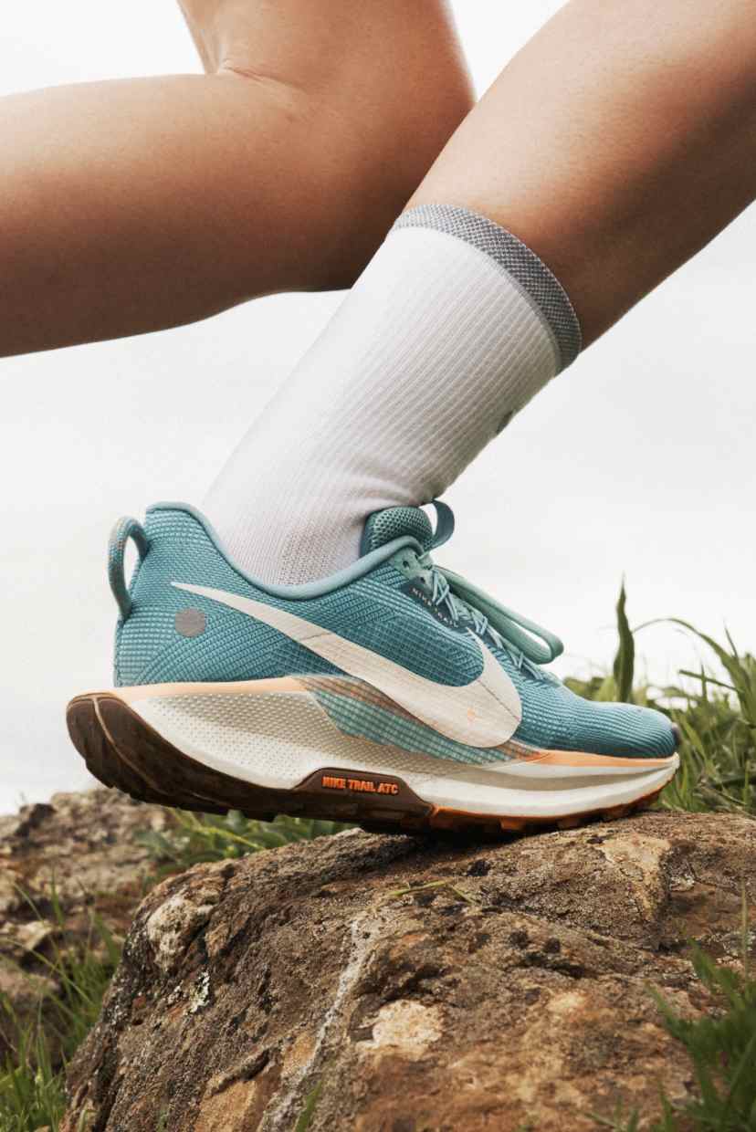 ウォーキング・ランニングウェア NIKE Trail4GTX Nike Trail. Nike.com