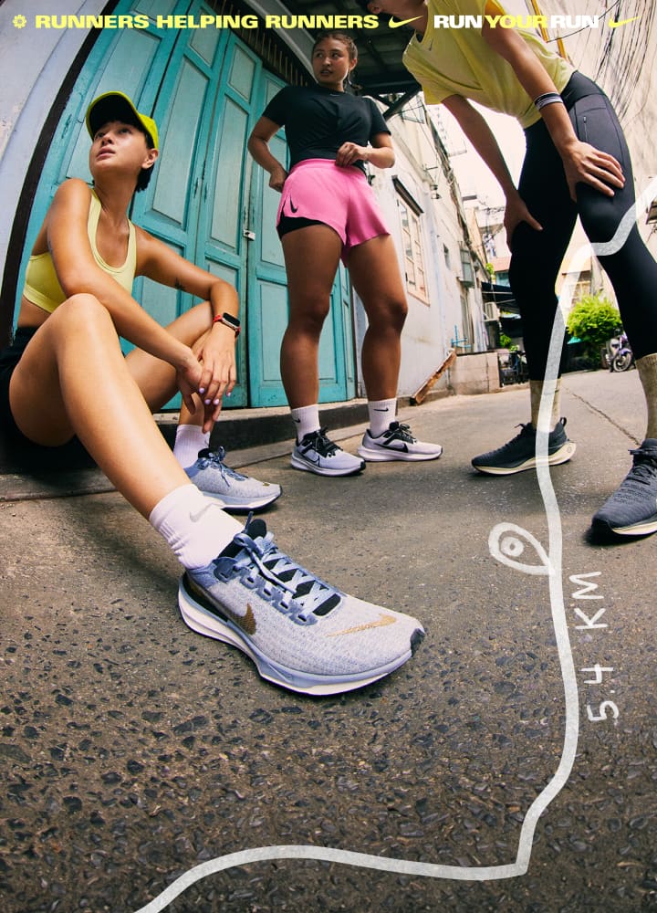 women wearing nike