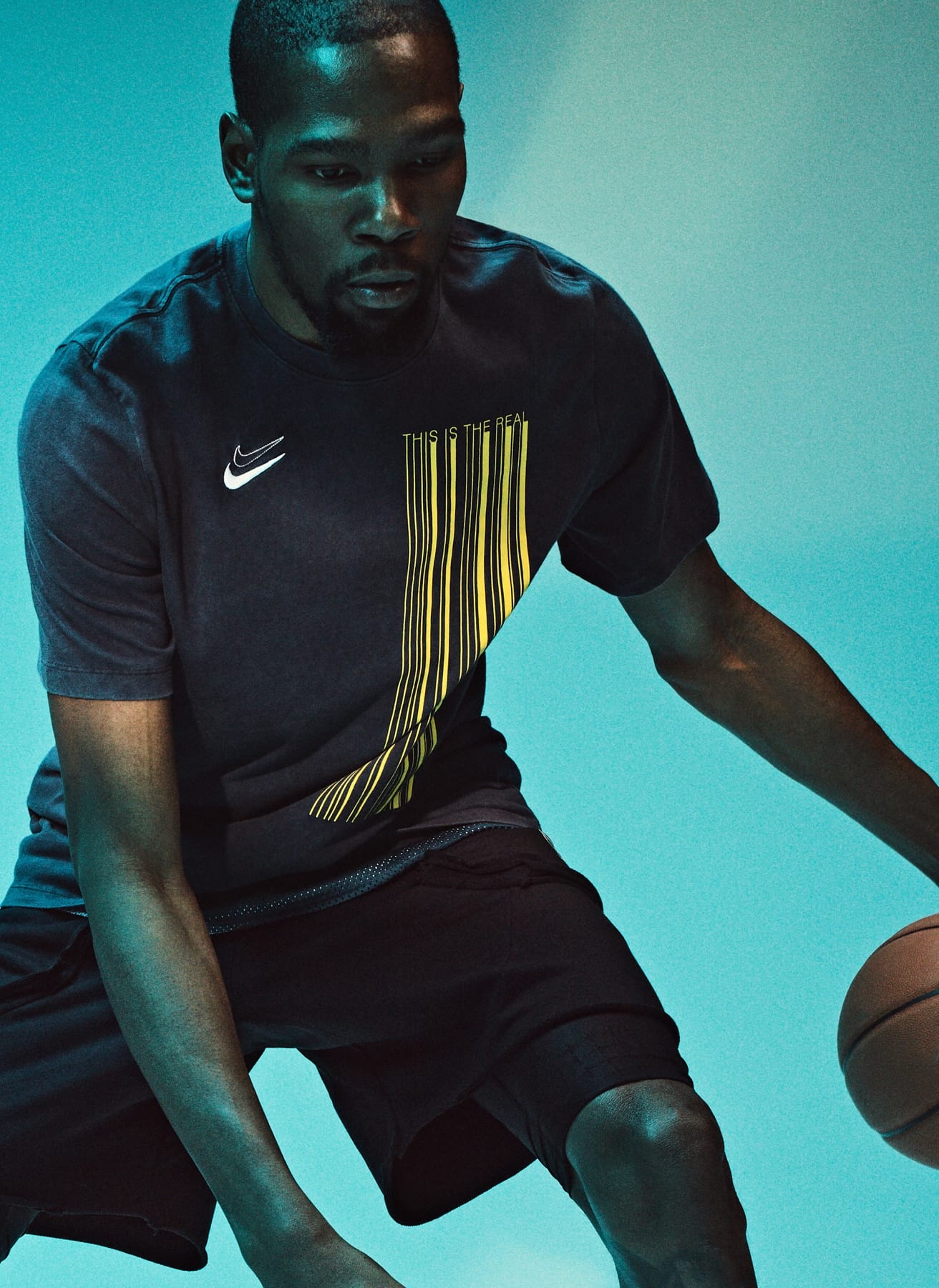 Menagerry Sencillez director Kevin Durant. Nike.com