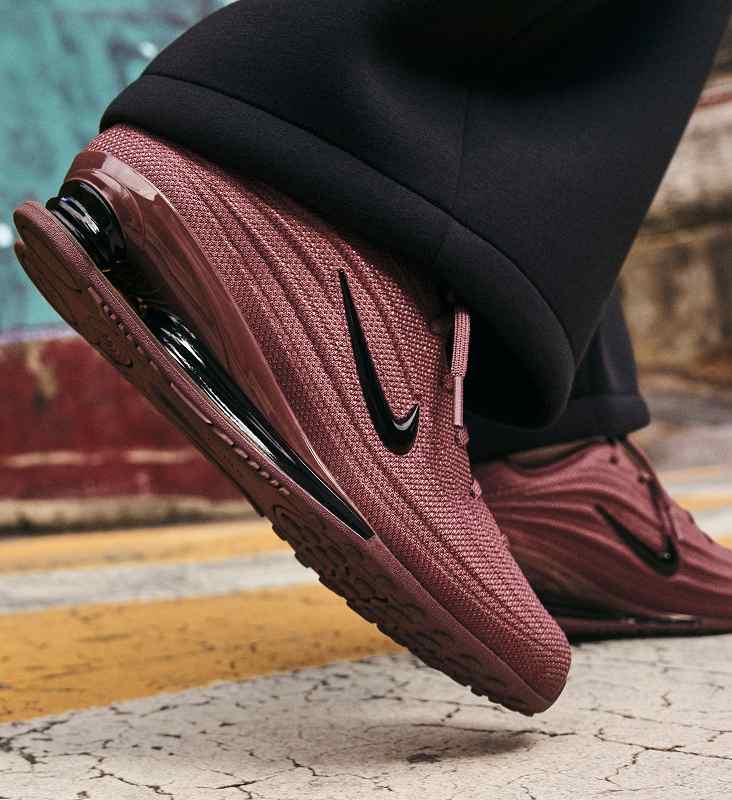 air max 720 maroon