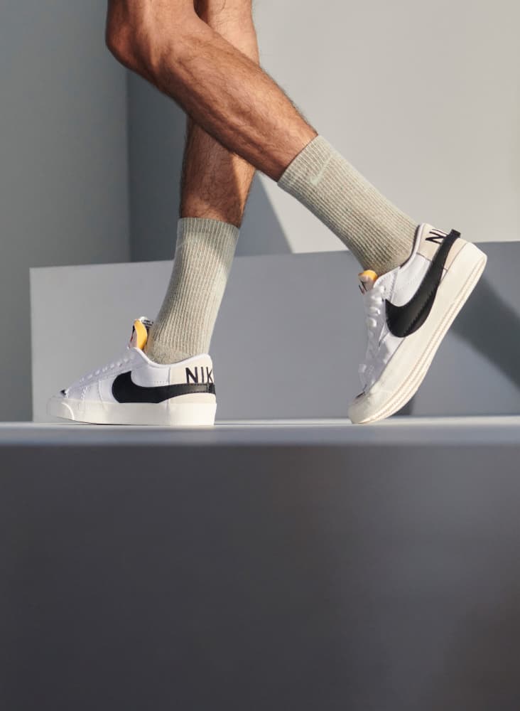 Turbulentie hongersnood Zeebrasem Men's Shoes, Clothing & Accessories. Nike.com