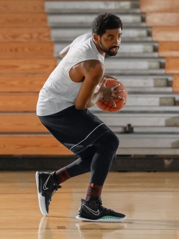 Irving. Nike