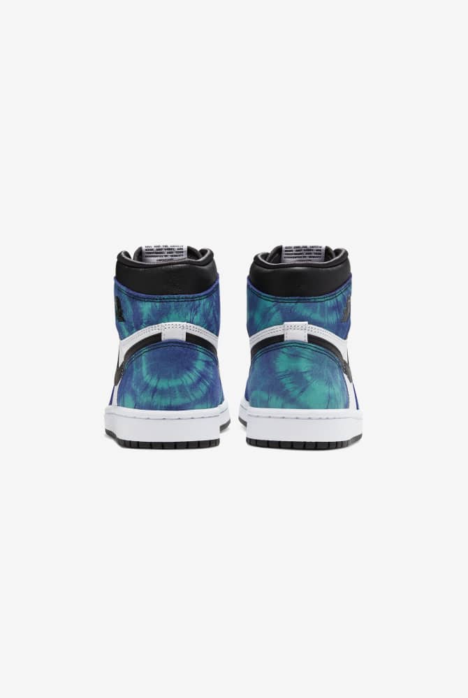 WMNS AIR JORDAN 1 HIGH OG. Nike AR
