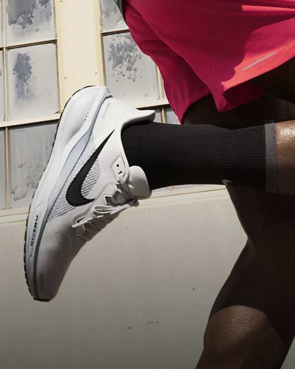 nike high rise capris