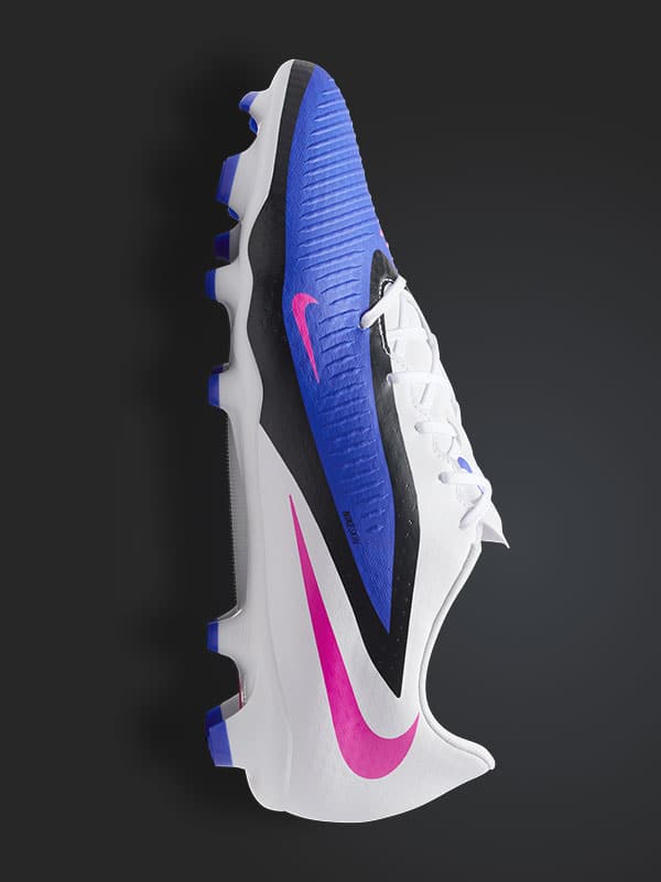 nike phantom football boots white