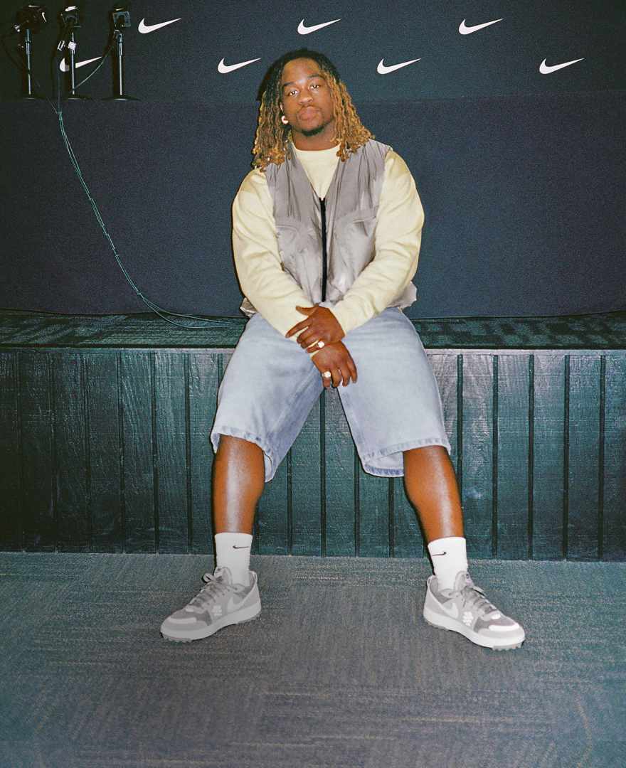 Amazon.com: Nike Boy`s Zip Track Jacket & Jogger Pants Set