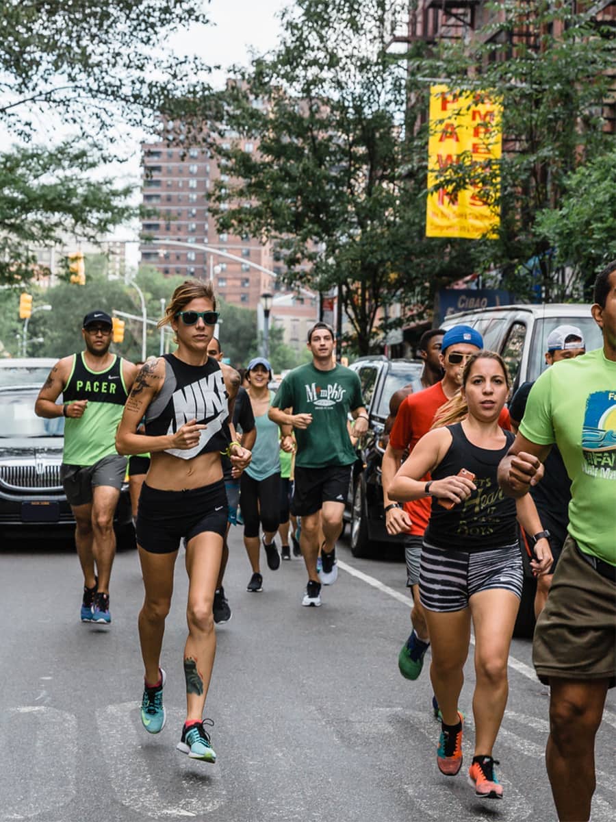 WATCH: Runners prepare for marathon with UNIQLO's Sport Utility Wear