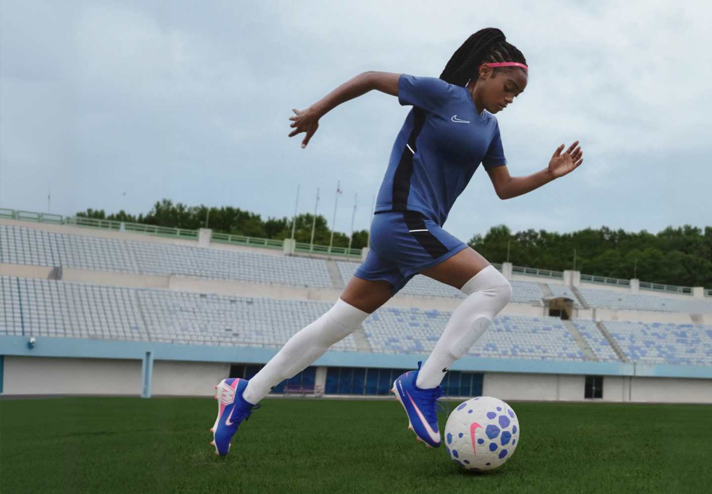 Nike Soccer. Nike.com