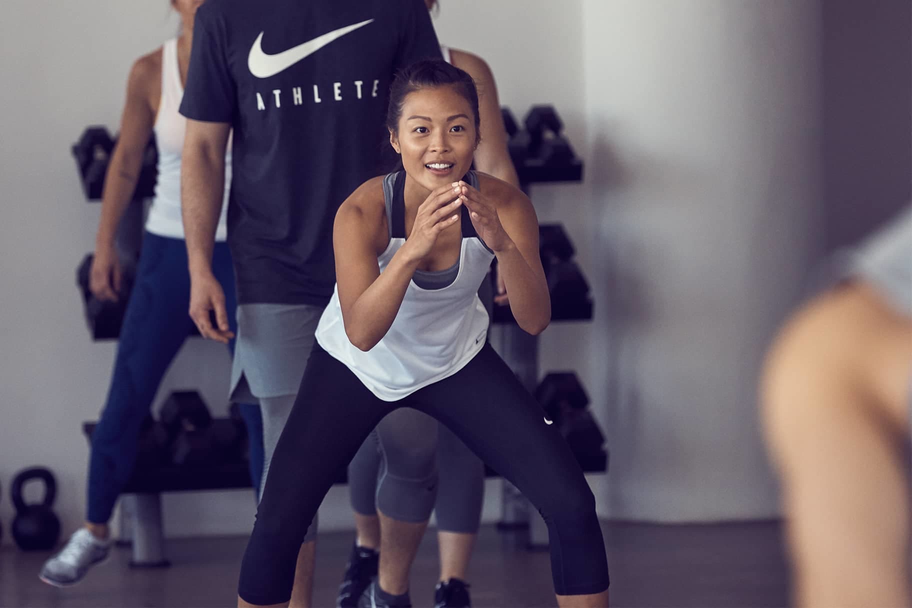 Essayez ces six postures de yoga pour renforcer vos muscles. Nike CA