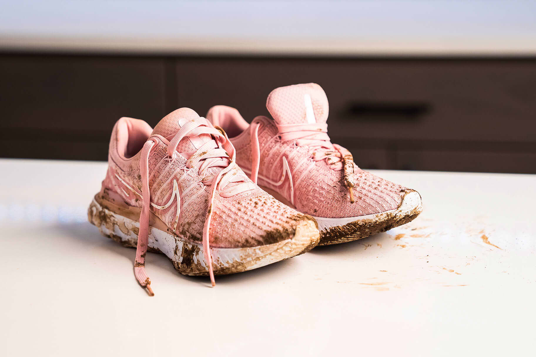 Gaviota emprender Desarrollar Cómo limpiar las zapatillas en 6 fáciles pasos. Nike ES