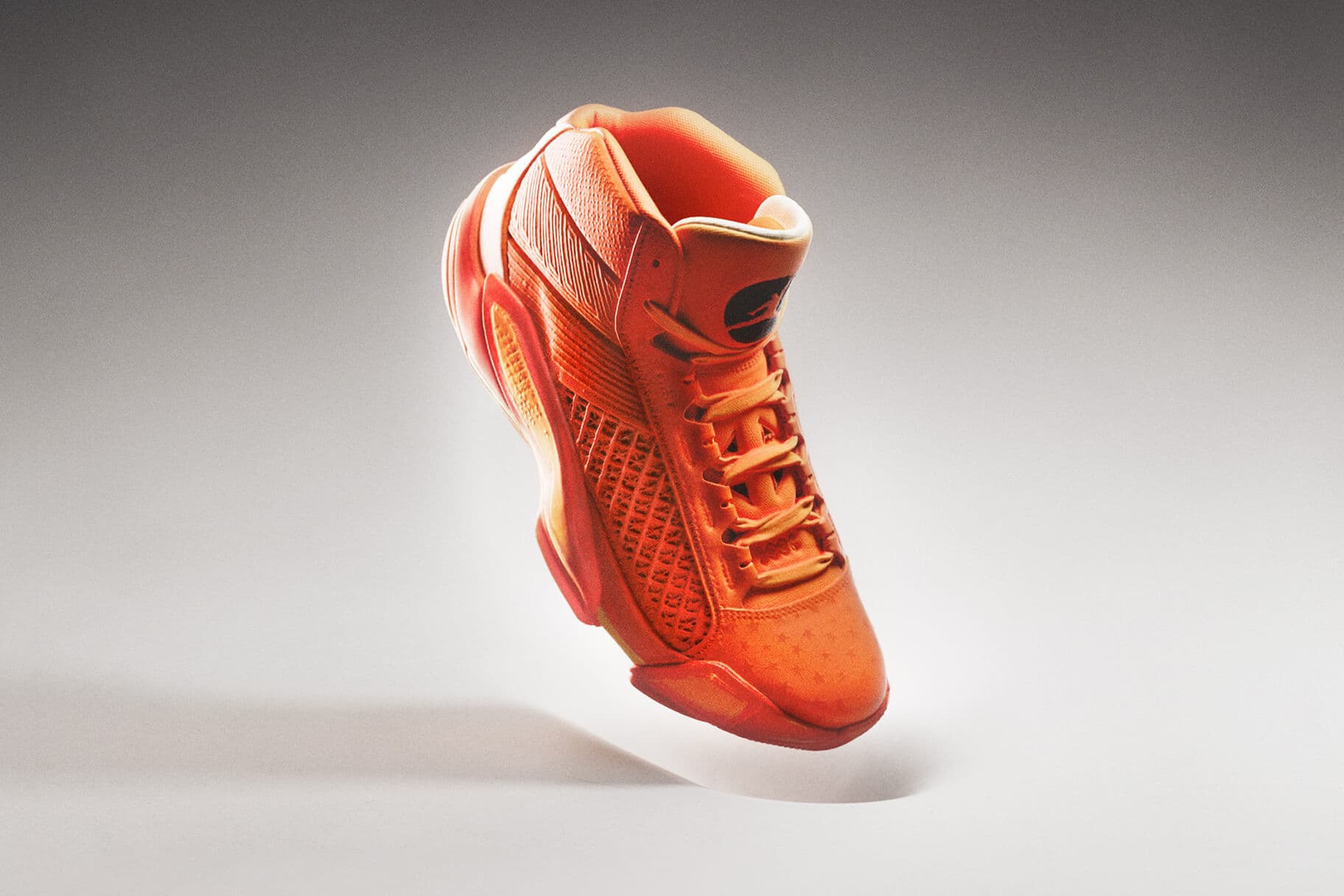 La marca Jordan lanza el Air Jordan XXXVIII. Nike
