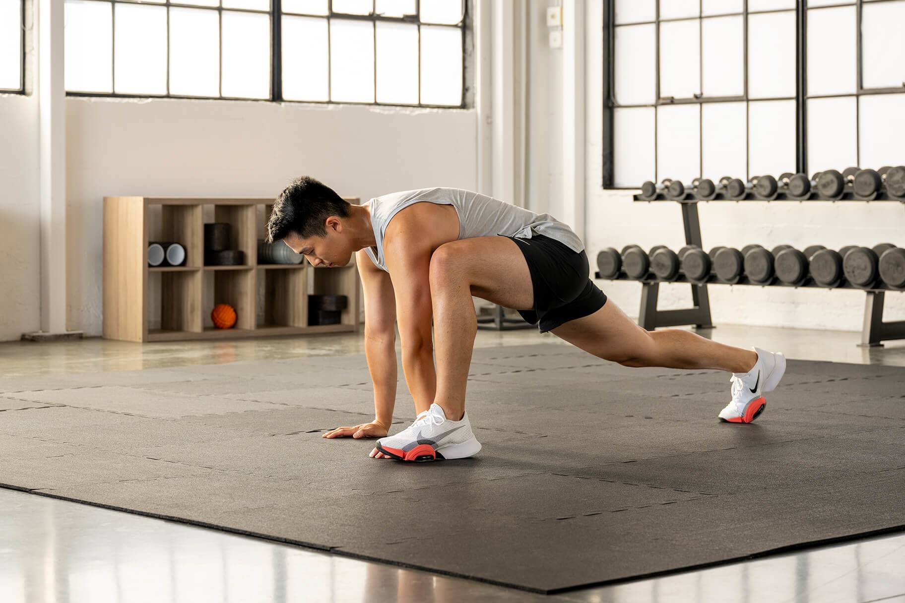 De beste oefeningen stretches voor de van heupen, volgens fysiotherapeuten. Nike NL