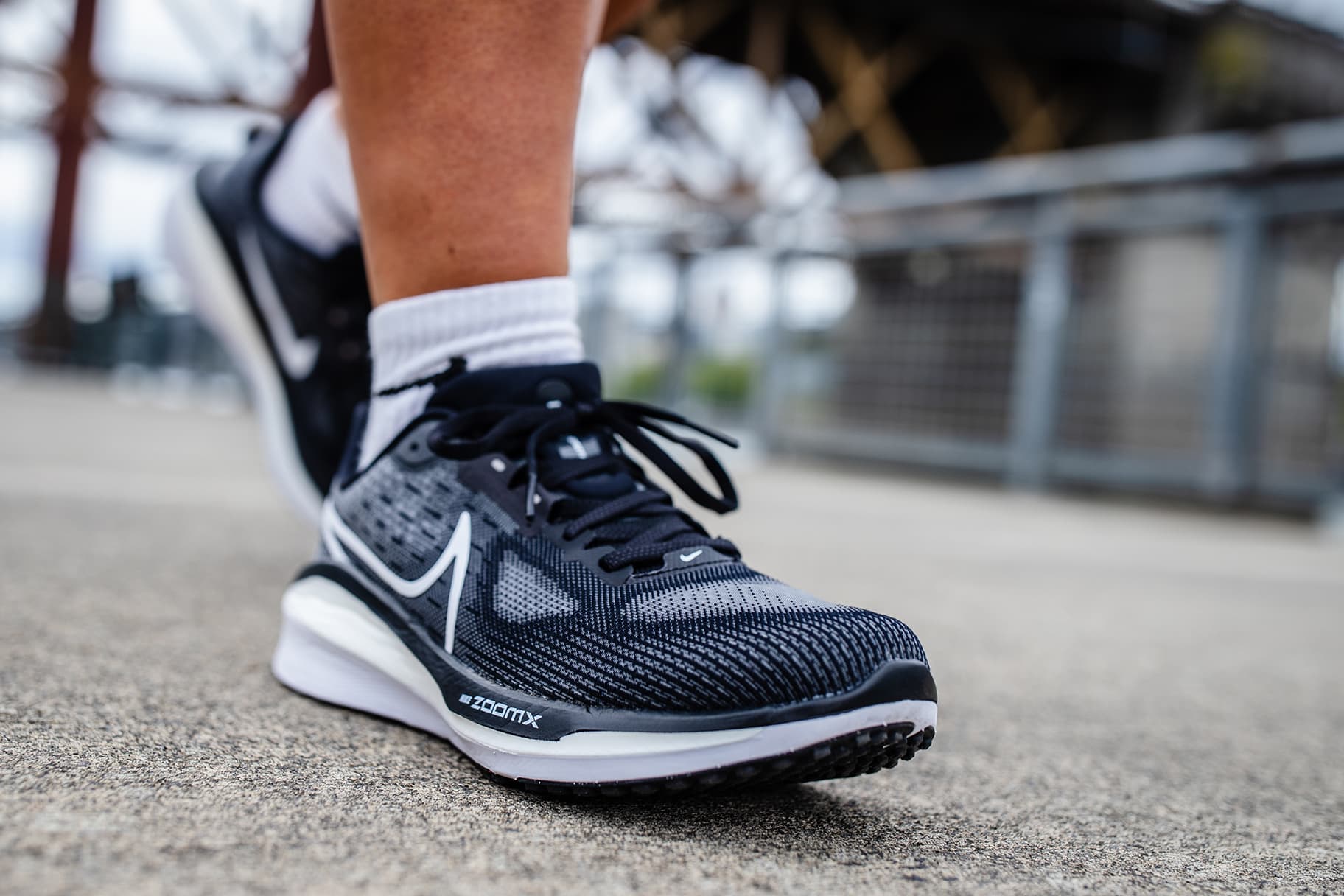 tenis nike para caminar de hombre - Main Image