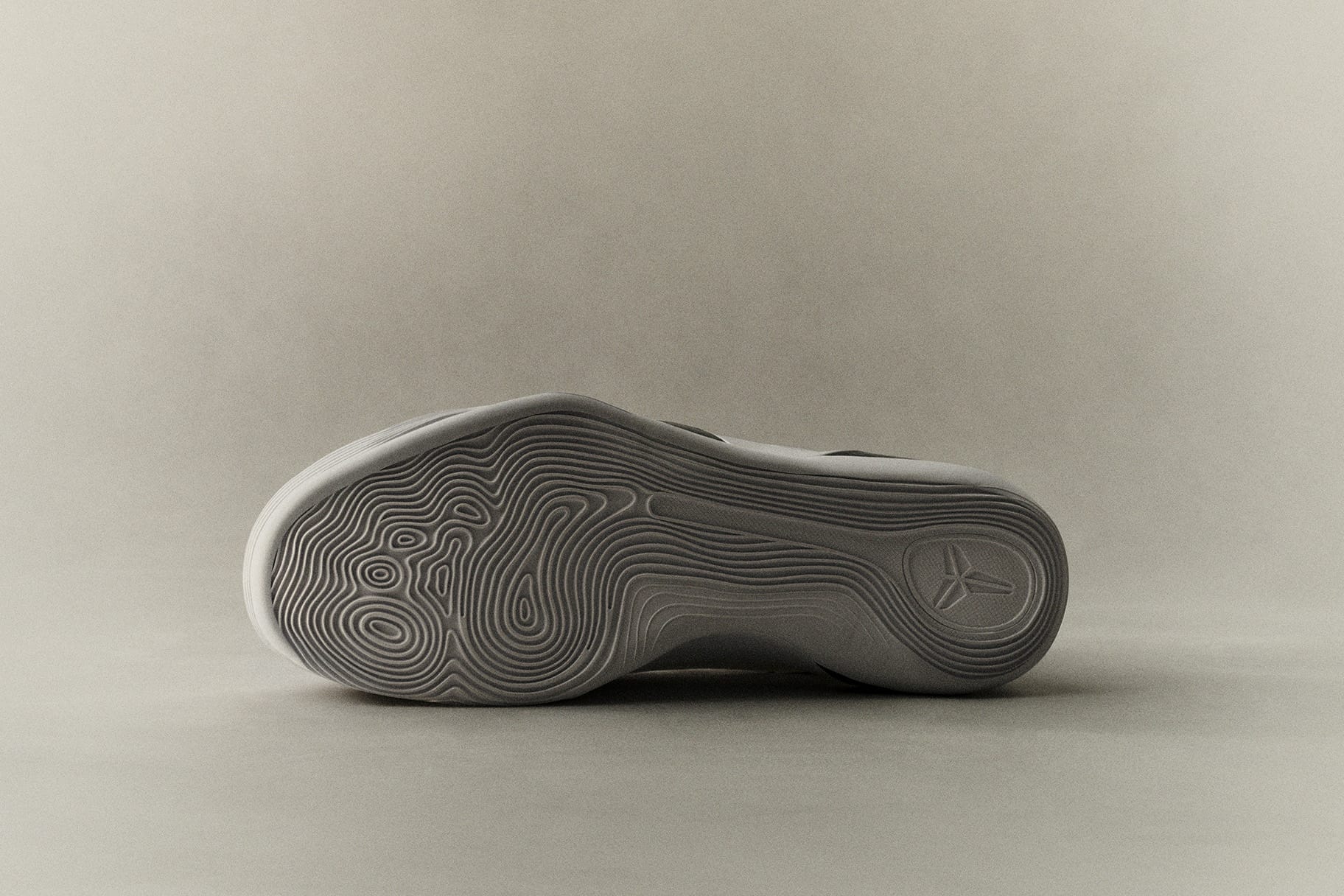 nike essential shorts black