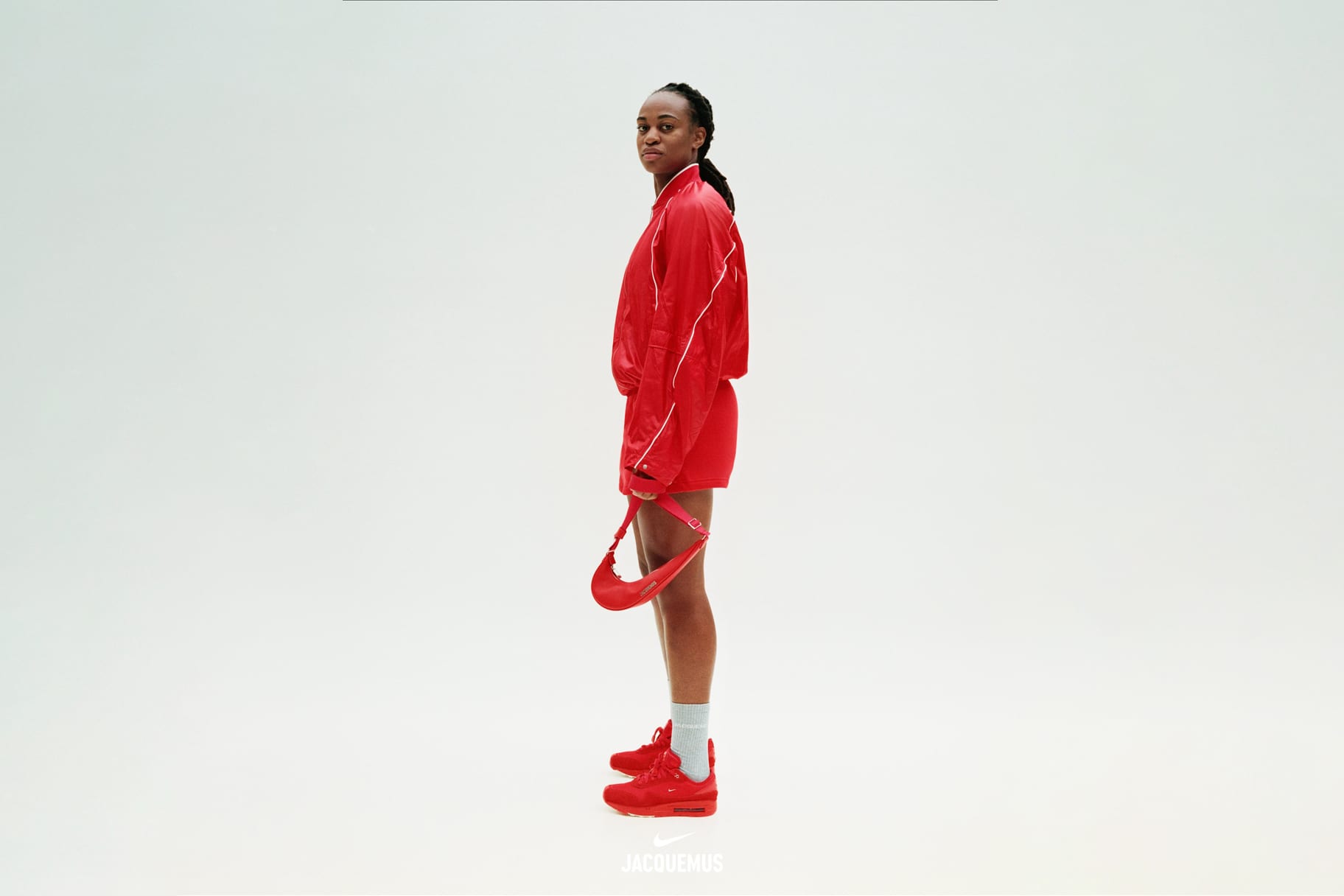 Nike x Jacquemusの新コレクションから個性的なライフスタイルウェアと 