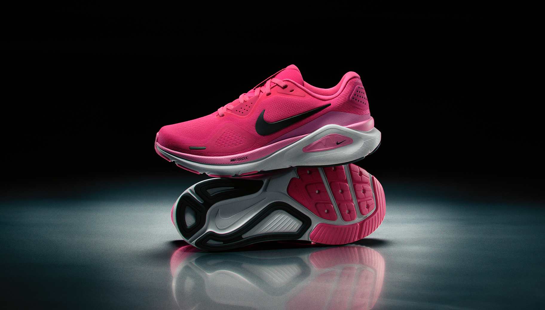 抜群のサポート性を誇るNikeランニングシューズ.オンラインストア